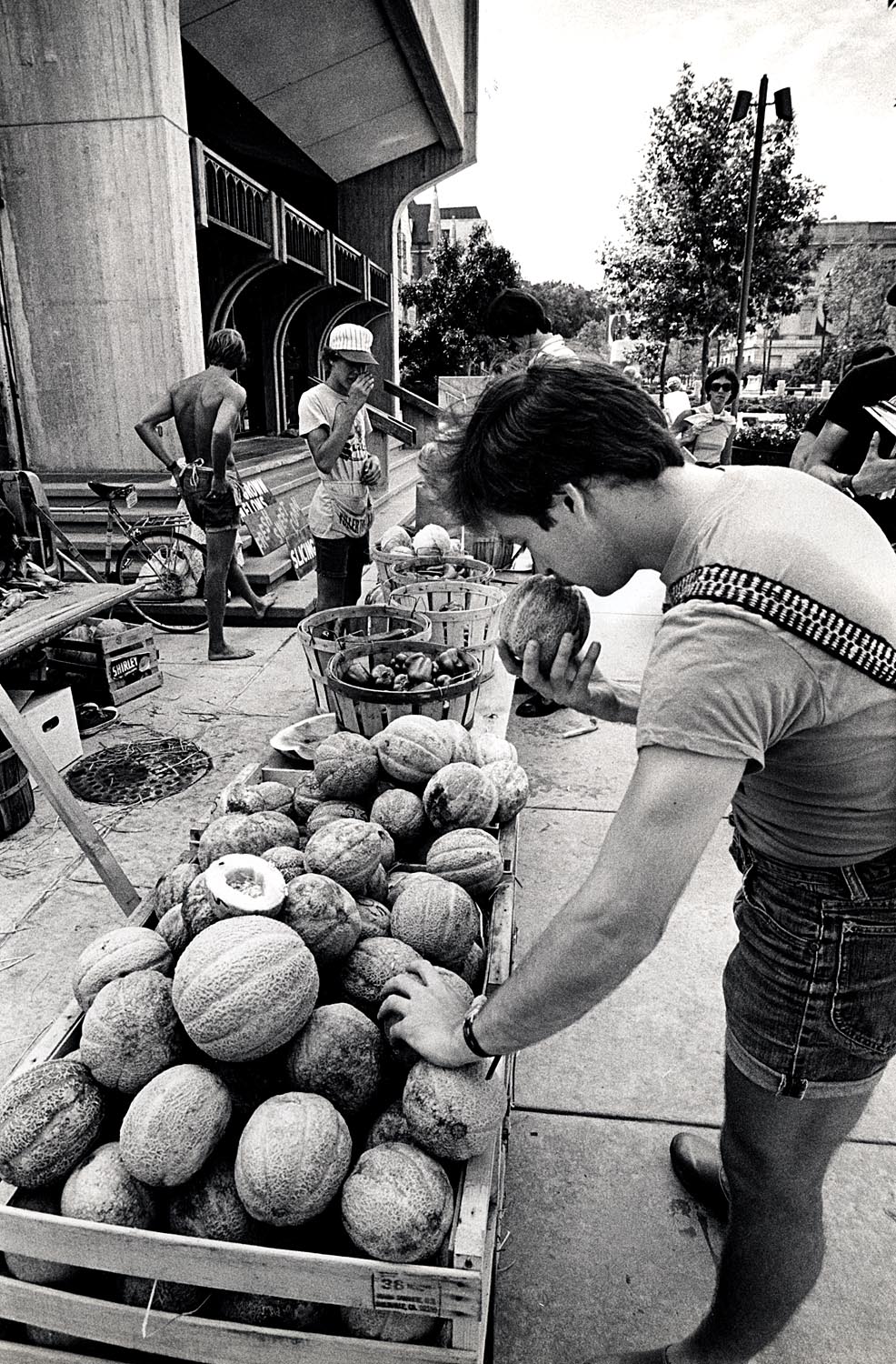 Students at farmers' market, 1970s